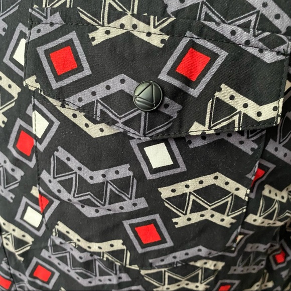 NWT Eleven Paris Geometric Viscose Snap Button Shirt - Picture 3 of 14